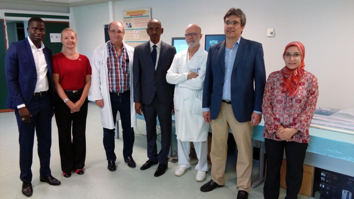 La Cátedra de Tecnologías Médicas recibe al Embajador de Senegal